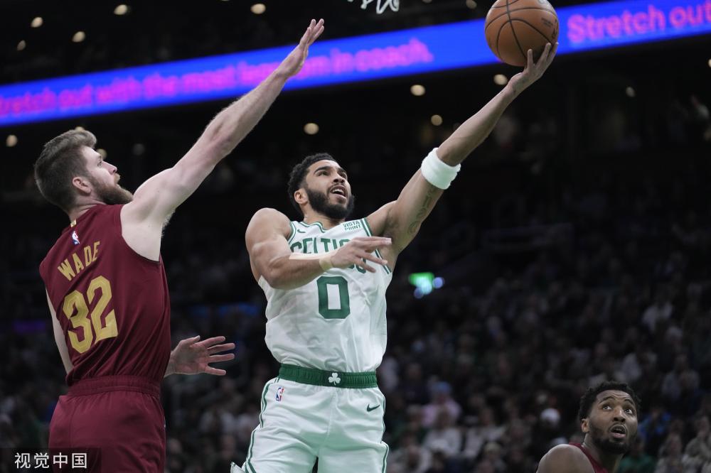 国际赛场立 国际赛场立