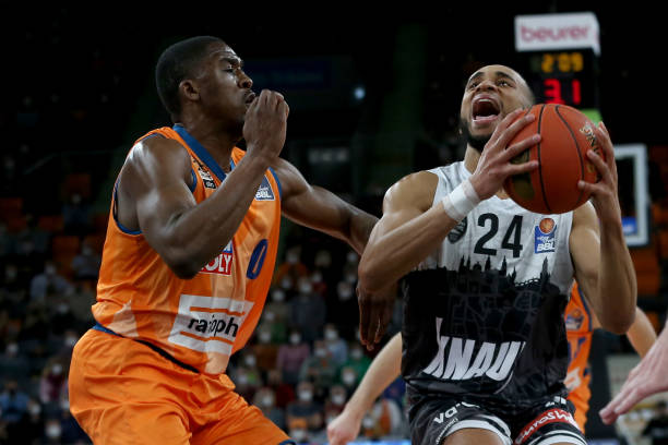 前锋若能在 前锋若能在