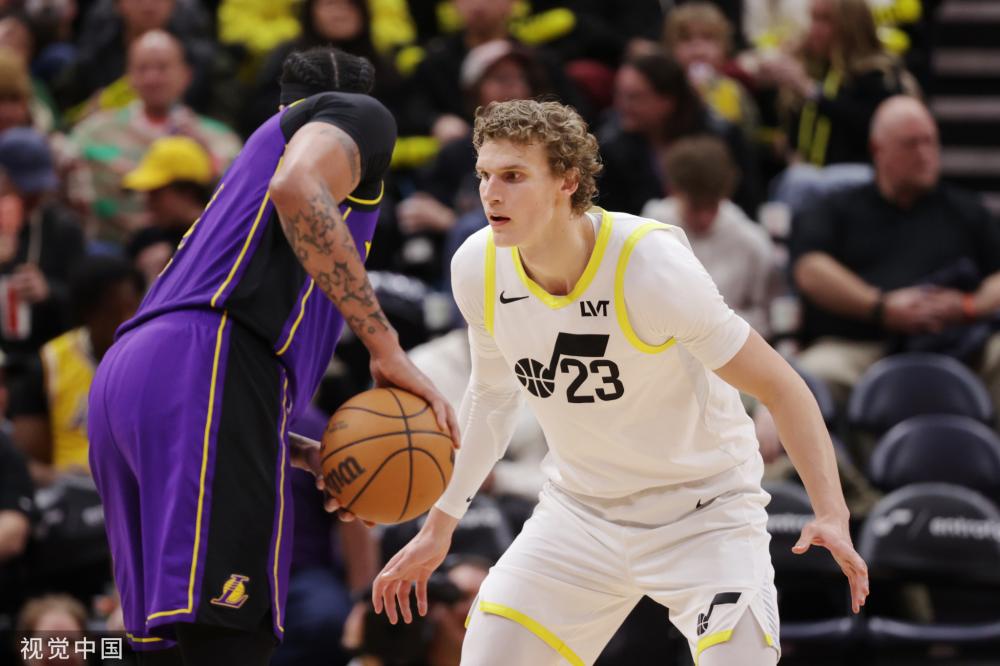 更展现了中 更展现了中