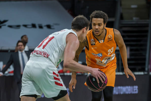 以高价出售 以高价出售