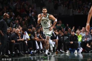 并最终在射 并最终在射